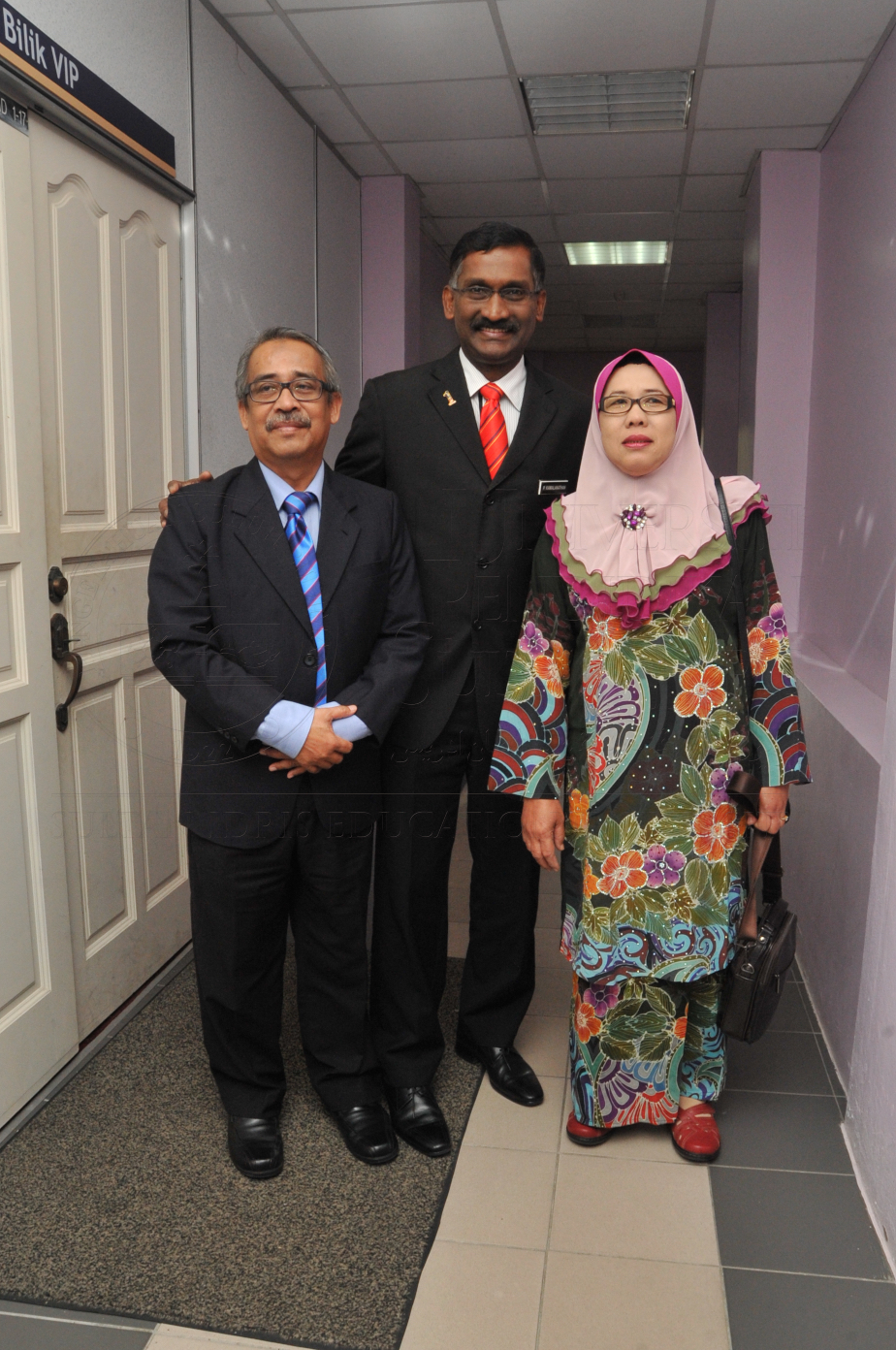 PRO15 151 ADVOKASI HAS 7384